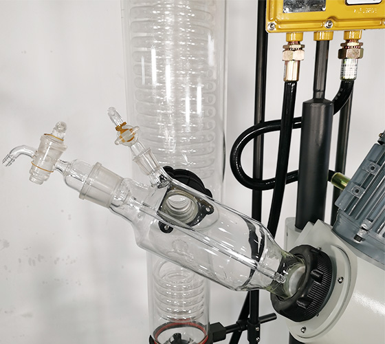 Pilot level rotary evaporator